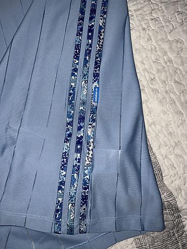 vikend torba: Adidas Originals Liberty London Tonal dress vel. XS i S NOVO 
JC5313 — 5