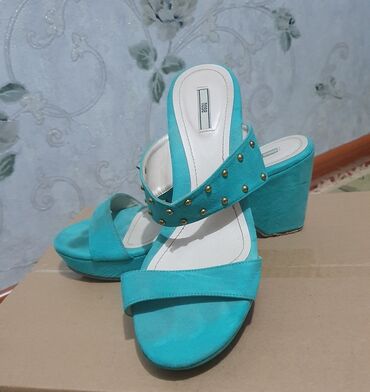 tufli ysl: Продаю женскую обувь- босоножки 39 р-р, туфли 36 и 39 размеры