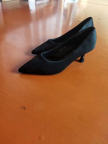 такан: Туфли, 35, Б/у, цвет - Черный, Самовывоз — 2