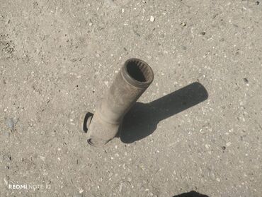 Kardan valları: Kardan valı, avtomobilin ötürmə sisteminin bir hissəsidir. Bu detal — 3