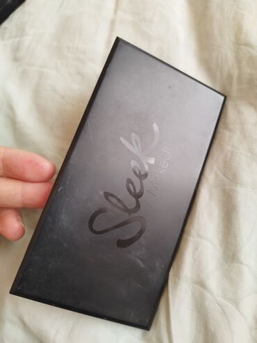 Salon, tibbi kreslolar: Для хранения ресниц. kiprik ve s. uchun saxlanma — 32