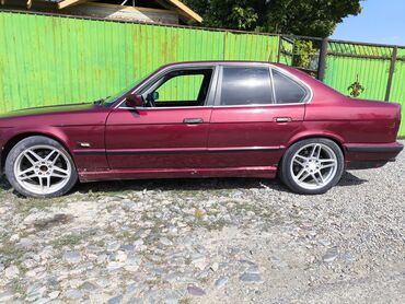 продаю аварийний авто: BMW