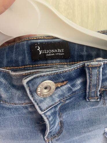 женские джинсовые шорты по колено: Джинсы цвет - Синий