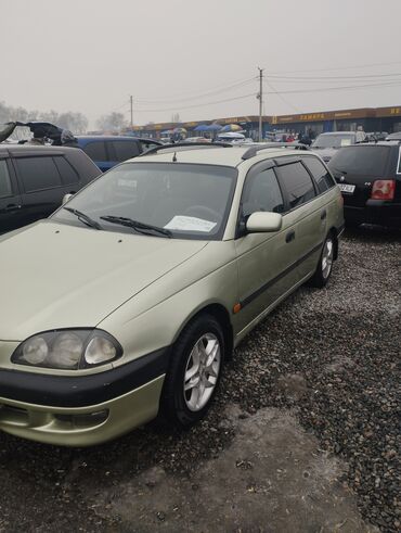 Toyota: Toyota Avensis: 2000 г., 1.6 л, Механика, Бензин, Универсал