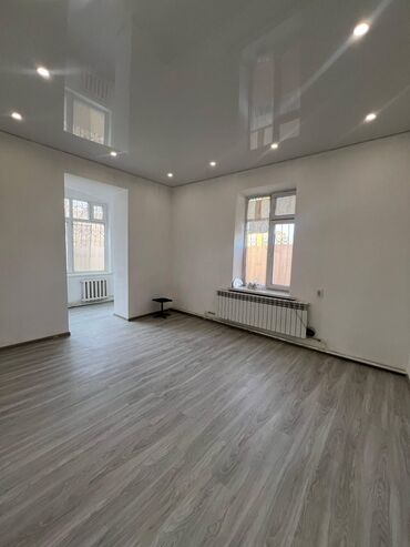 квартира в иссык куле: 2 комнаты, 54 м², Индивидуалка, 1 этаж, Евроремонт