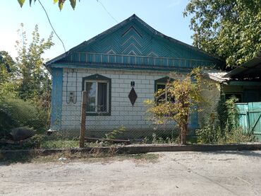 продаю дом в киргизии 1: 60 м², 5 комнат, Требуется ремонт С мебелью