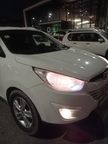 Hyundai: Hyundai ix35 2010 offroader/SUV,5 qapı ağ rəng 2.0 mühərrik 150 at — 8