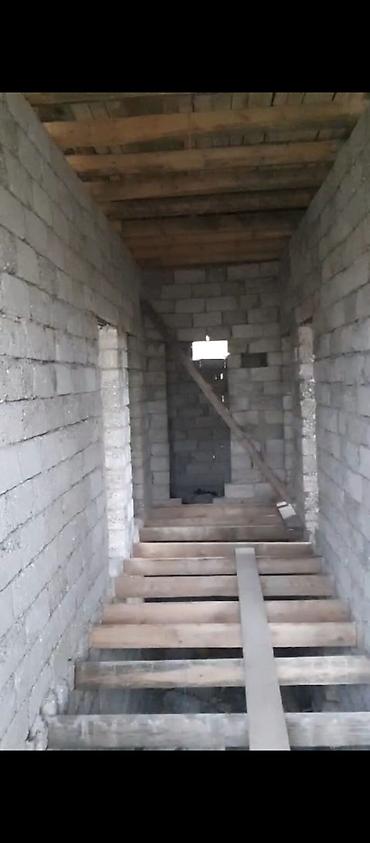 merdekan ev satilir: Binə 4 otaqlı, 110 kv. m, Təmirsiz — 4