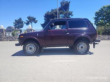 m50 i moti: VAZ (LADA) 4x4 Niva: 1.7 l | 2000 il 10000 km Universal — 8