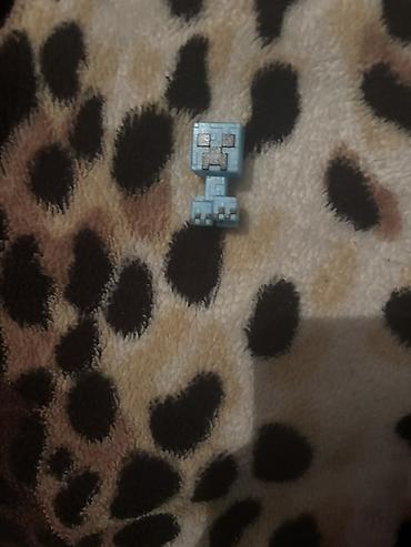 oyuncaq xəncərlər: Mini fiqur – mavi rəngli “Minecraft” üslublu Creeper - Material: sərt — 1
