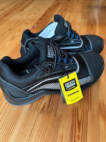 safety jogger: Çox baha qiymətə alınıb təzədir geyinilmiyib razmer uyğun gəlmədiyinə — 1