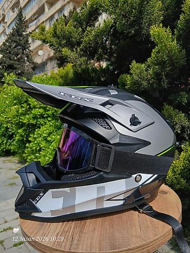 paneler: EDX off-road/motokros dəbilqəsi + qoruyucu eynək Xüsusiyyətlər: - — 2