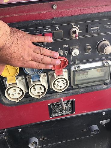 elektrod: Lincoln Electric LINC 405-SA modeli qaynaq aparatı, qırmızı rəngdədir — 4