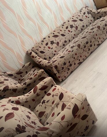 metbext ucun divan: İşlənmiş, Divan, 2 kreslo