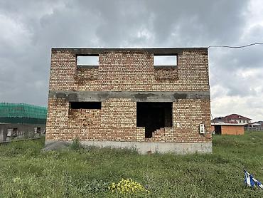 недостроенный дом: Продаётся недостроенный двухэтажный кирпичный дом на участке — 1