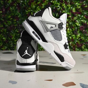 nike patike jordan: Nike Air Jordan 4 Black Military Veoma lagane i prijatne za nošenje