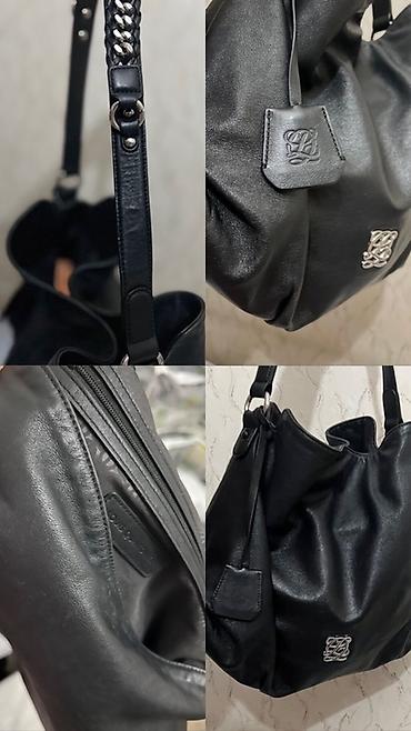 Классические сумки: Сумка-хобо Louis Quatorze из черной гладкой кожи. Особенности: - — 2