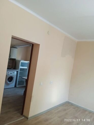 долгосрочная аренда домов бишкек: 40 м², 1 комната, Подвал, погреб, Забор, огорожен