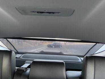 Toyota: Toyota Camry: 2.5 l | 2019 il Sedan — 18