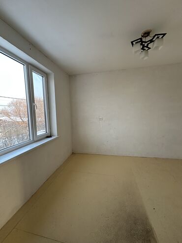 Продажа домов: Дом, 110 м², 4 комнаты, Собственник, Косметический ремонт at lalafo.kg — 11 Продажа домов: Дом, 110 м², 4 комнаты, Собственник, Косметический ремонт — 11