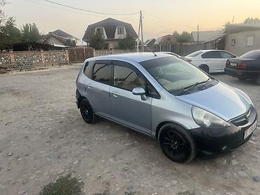 обшивка на фит: Honda Fit: 2002 г., Автомат, Бензин, Хэтчбэк — 3