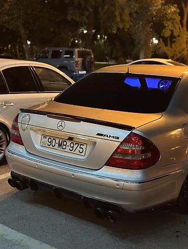 ford 7 1: Mercedes-Benz E 320: 3.2 l | 2002 il Sedan — 10