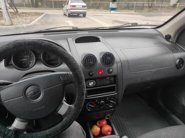 Chevrolet: Chevrolet Aveo: 2006 г., 1.5 л, Механика, Бензин, Хэтчбэк