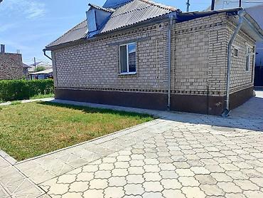 Продажа коттеджей и домов: Продается дом Район Кок Жар - Участок 4,2 сотки - Дом кирпичный at lalafo.kg — 1 Продажа коттеджей и домов: Продается дом Район Кок Жар - Участок 4,2 сотки - Дом кирпичный — 1