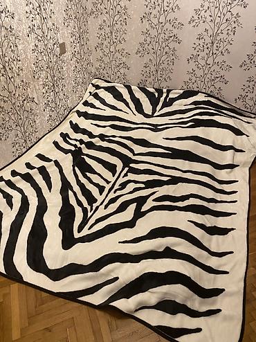 yataq örtüyü: İşlənmiş Böyüklər üçün İki nəfərlik Qış üçün Polyester Yorğan, Ünvandan götürmə — 1