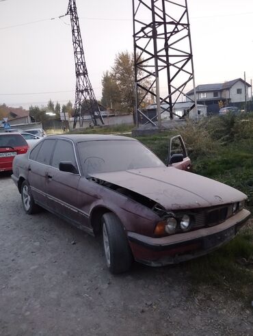 Другие детали кузова: Разбор BMW E34 нету двигателя каробки бамперов передний задий