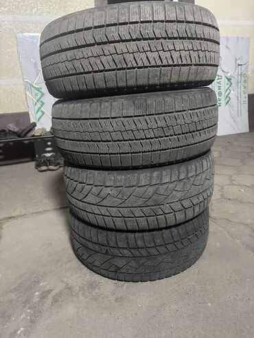 тракторные колеса: Шиналар 215 / 45 / R 17, Кыш, Колдонулган, Комплект, Жеңил унаалар, Жапония, Bridgestone