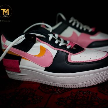обувь для фитнеса: Кроссовки, 36, 37, 38, Nike, Новый, цвет - Белый, Самовывоз, Платная доставка