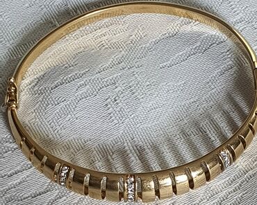 браслет золотой женский: Продаю золотой браслет. Проба 585, жёлтое золото. размер 19. вес