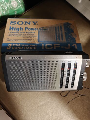 sony 1000: Продаю Радиоприемник Sony ICF-J1. С коробкой и чехлом. В хорошем