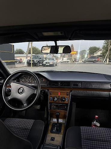 ender s: Mercedes-Benz W124: 1991 г., 2.3 л, Автомат, Бензин, Седан — 7