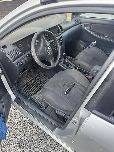 belarus 82: Toyota Corolla: 2002 г., 1.8 л, Механика, Бензин, Седан — 4