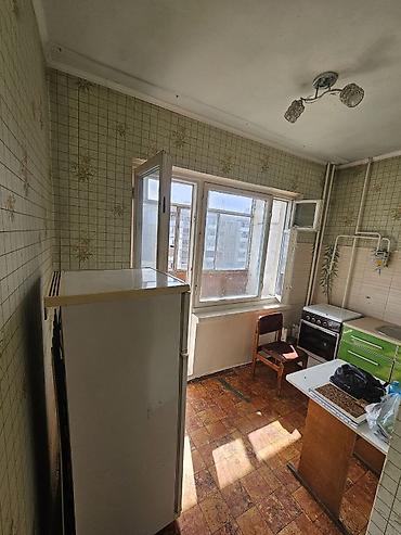 Батирлерди сатуу: 1 бөлмө, 33 м², Аламедин-1 мкр 105-серия, 8 кабат, Ремонт талап кылынат — 4
