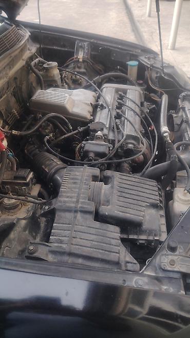 islenmis hyundai avtomobilleri satisi: Honda CR‑V, qara rəng, 1-ci nəsil kuzov (təxmini 1997–2001). - Kuzov — 10