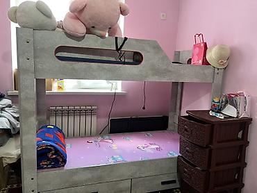 bunk bed: Двухъярусная детская кровать с выдвижными ящиками. - Современный — 2