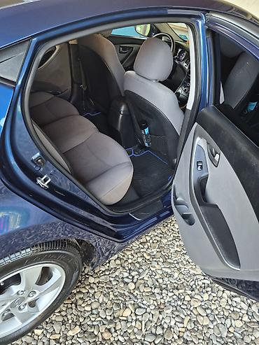 sonata yan guzgu: Hyundai Elantra: 1.8 l | 2016 il Sedan — 6