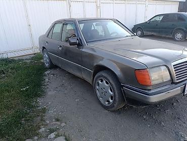 5 112 r19: Mercedes-Benz E-Class: 1993 г., 2.2 л, Механика, Бензин, Седан — 2