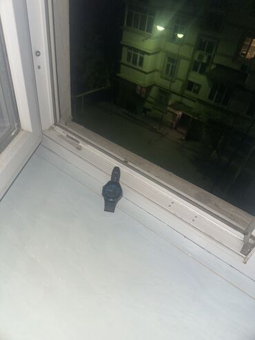 Qol saatları: Qol saatı, rəng - Qara