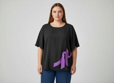Blouses: Women's blouse, size 4XL