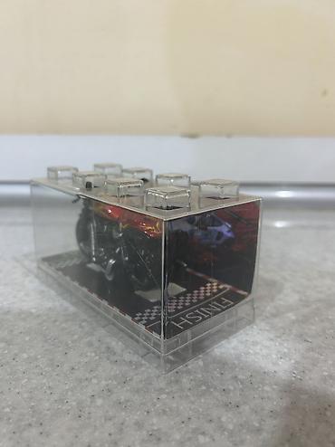 Masaüstü kolleksiya üçün miniatür avtomobil modeli. - Model: Klassik — 8