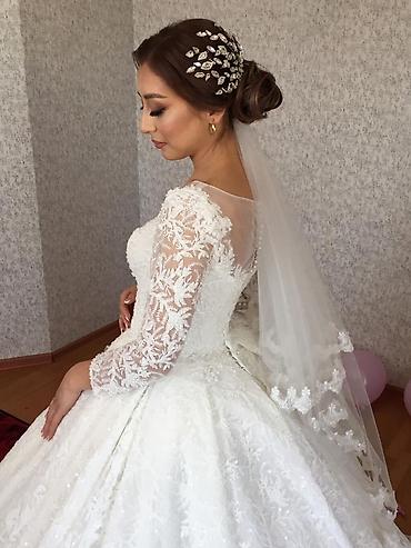 lux: Свадебное платье, S, Дизайнерское, Закрытое, Б/у — 4