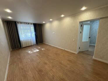 Продажа домов: ПРОДАЁТСЯ 1ком квартира 📍Адрес: московская турусбекова 🏢Этажность: 3