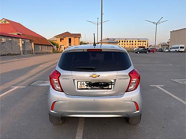 Chevrolet: Chevrolet Spark: 2019 г., 0.1 л, Вариатор, Бензин, Хэтчбэк — 3