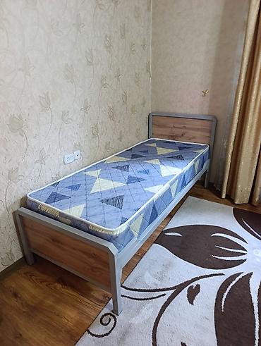 Мебель: Металлическая односпальная кровать с изголовьем и изножьем из ЛДСП — 2