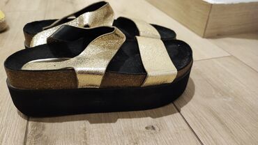 cizme sa skrivenom platformom: Sandale, 36