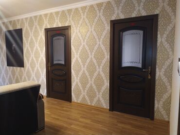 Günlük kirayə mənzillər: 3 otaqlı — 2